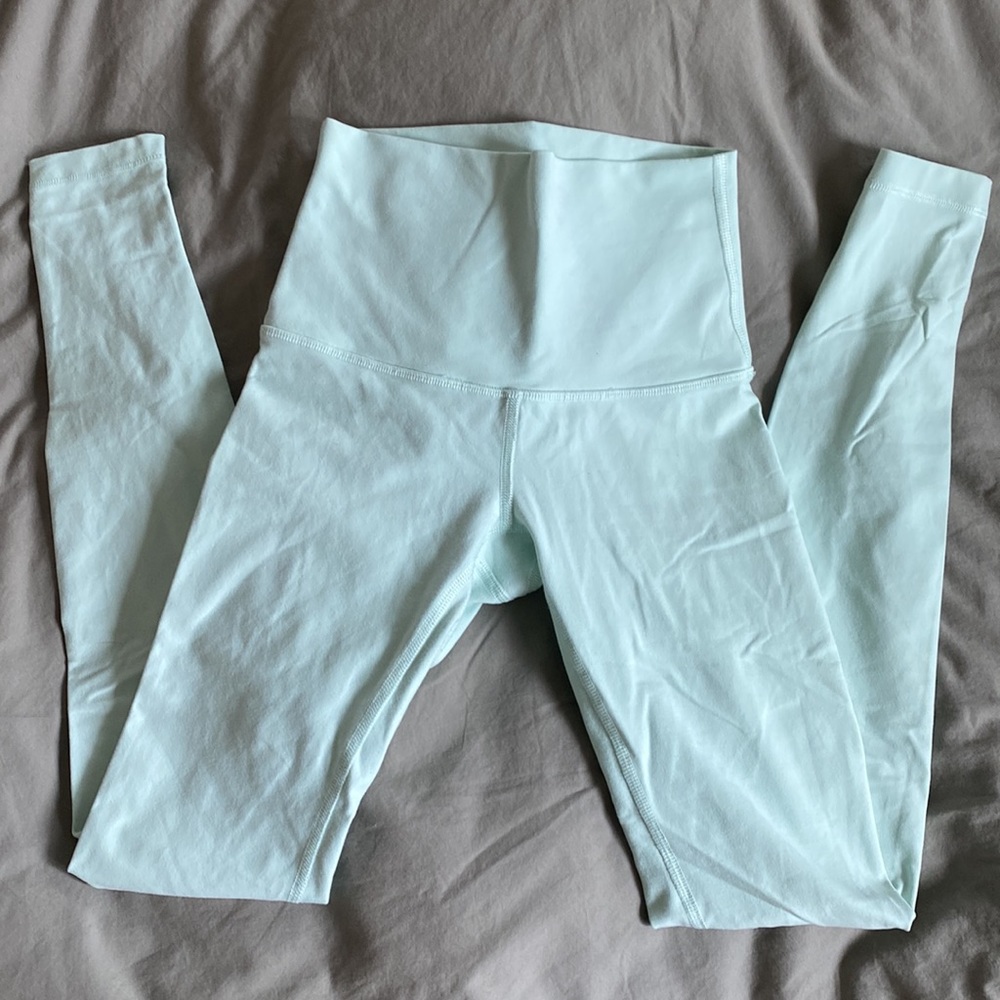 Lululemon Wunder Under High Rise Leggings in Mint